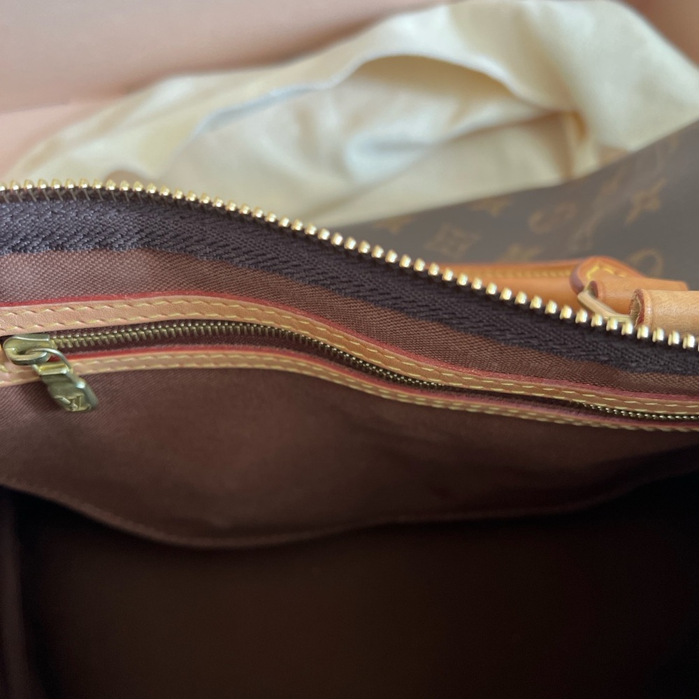 Louis Vuitton Monogram Speedy 30 with Tan Accents - Picture 7 of 11